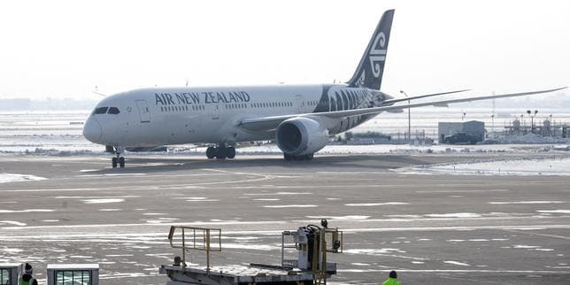 Boeing autorisé à délivrer à nouveau les certificats de navigabilité de ses modèles 737 et 787 Dreamliner après un feu vert de la FAA