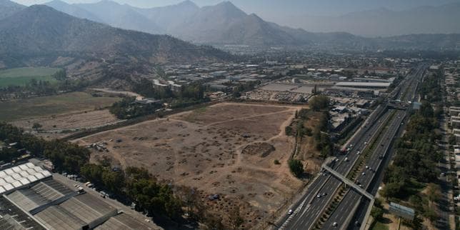 Au Chili, les data centers, portés par le boom de l’IA, encerclent Santiago