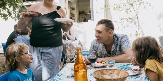 « Beaucoup de gens ne mangeraient pas s’ils ne venaient pas là » : à Alès, une cantine solidaire contre la vie chère