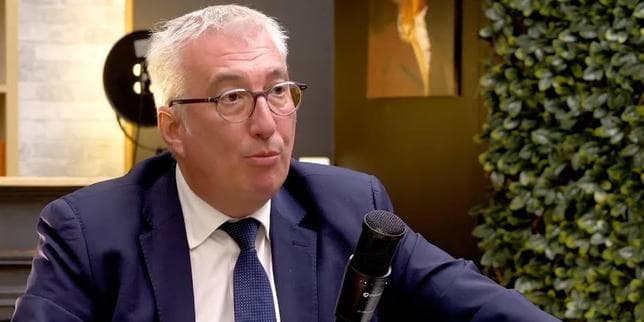 Le maire d’Alès, Christophe Rivenq, exfiltré de son domicile en raison d’une nouvelle menace du groupe criminel DZ Mafia