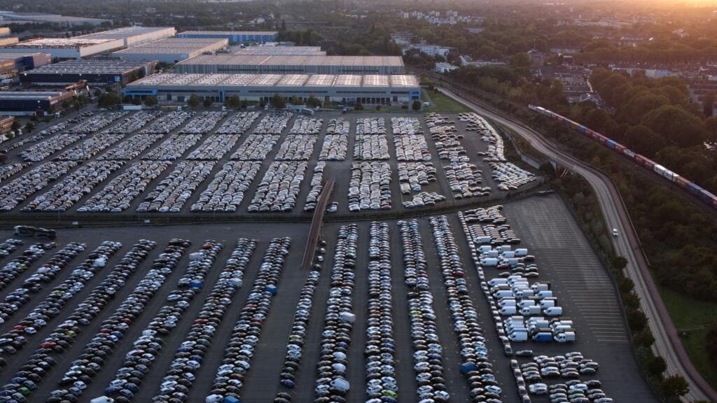 La France et l'Allemagne trouvent un accord provisoire sur l'avenir de l'industrie automobile