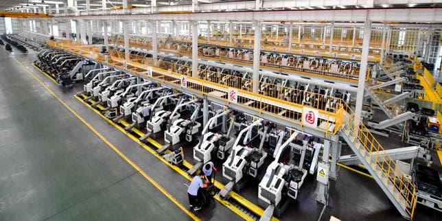 Dans un contexte de guerre commerciale avec la Chine, l’arsenal de l’Europe se renforce
