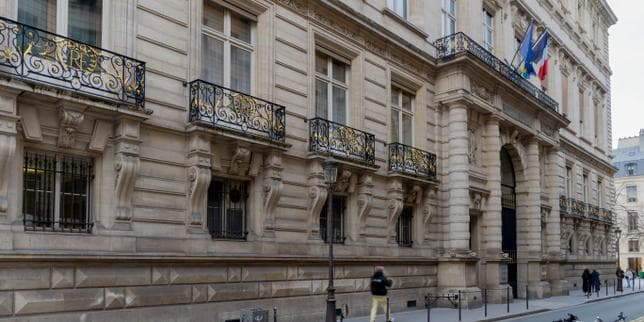 Budget 2027 : le gouvernement veut mieux protéger les hauts fonctionnaires poursuivis devant la Cour des comptes
