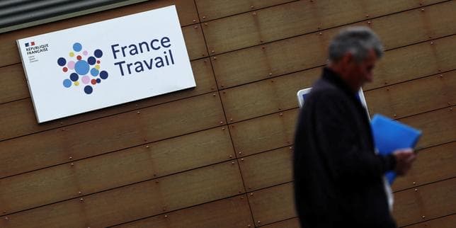 Loi « pour le plein-emploi » : des associations dressent un bilan très critique trois ans après sa mise en œuvre et demandent un moratoire