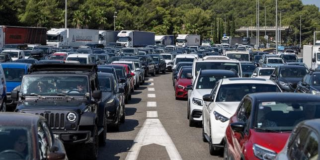 Budget 2027 : le gouvernement veut augmenter une taxe sur les concessions autoroutières et aéroportuaires