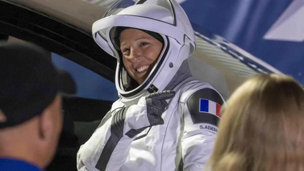 Pour la troisième fois, la française Sophie Adenot sort dans l'espace avec une équipe 100 % féminine
