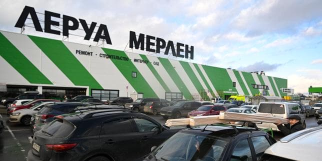 Comment le Kremlin orchestre la reprise des actifs russes de Leroy-Merlin, Auchan, Nestlé et FM Logistic