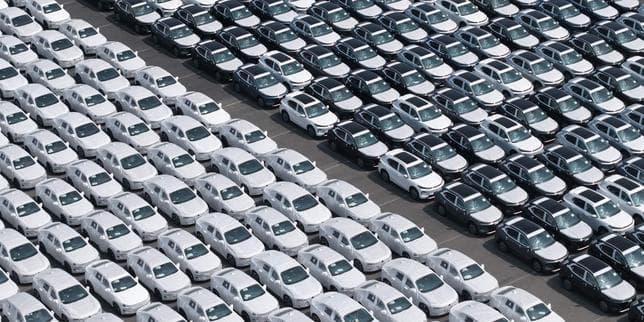 Le commerce extérieur de la Chine toujours plus fort, dopé par l’IA et les voitures électriques