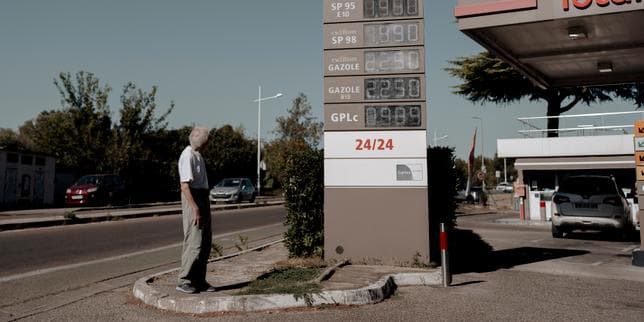 Carburants : le gouvernement double les aides aux automobilistes pour éviter une crise