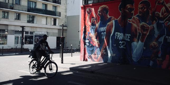 Canicule : « Dans les quartiers populaires, nos jeunes étouffent physiquement et psychologiquement »