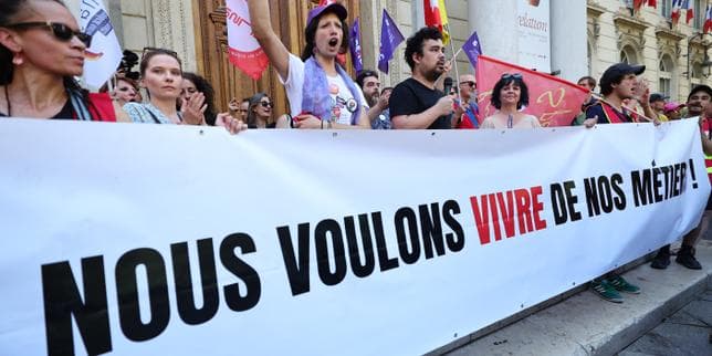 Au Festival d’Avignon, les programmateurs confrontés aux restrictions budgétaires : « Notre difficulté n’est pas de trouver des spectacles de qualité, mais de survivre »