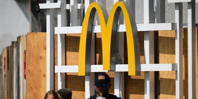 « Wall Street a accueilli le nouveau plan stratégique de McDo avec l’air épouvanté d’un végétarien devant un Big Mac »