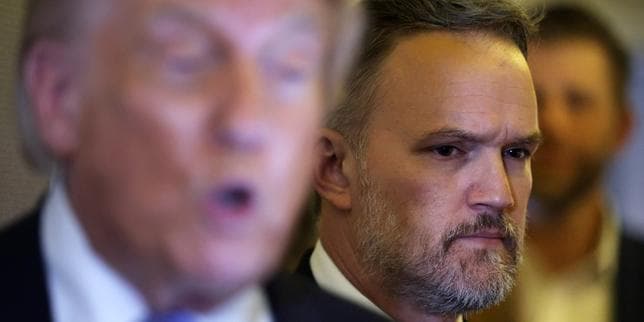 Droits de douane : Donald Trump poursuit sa guerre commerciale par tous les moyens