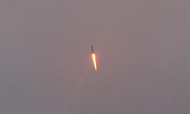 Pologne, un missile russe suspect s'écrase près de Lublin