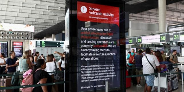 En Sicile, l’éruption de l’Etna provoque l’annulation de plus de 1 000 vols à l’aéroport de Catane et bloque des dizaines de milliers de voyageurs