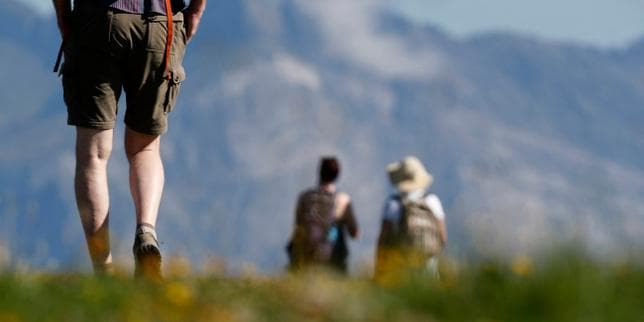 Le Tour du Mont-Blanc confronté à une augmentation exponentielle de sa fréquentation : « C’est de la folie, il faut arrêter d’ubériser ce parcours »
