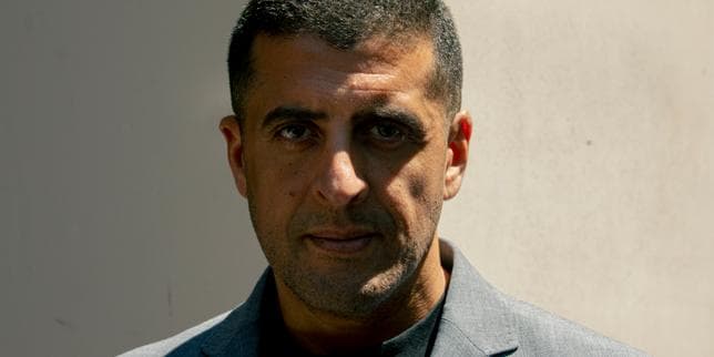 « Un rescapé du système » : Nourdine Bihmane, dirigeant à succès, raconte son parcours d’obstacles face aux préjugés