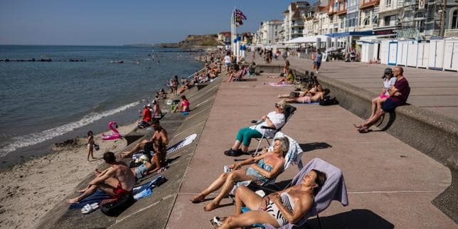 La Côte d’Opale fait le plein, profitant de l’été caniculaire dans le reste de la France : « Wimereux va devenir comme Saint-Tropez ! »