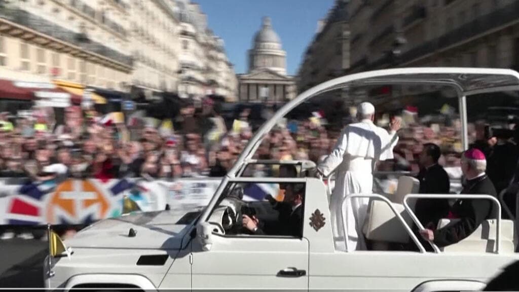 Visite du pape en France : les hôtels font le plein, les retombées restent à mesurer