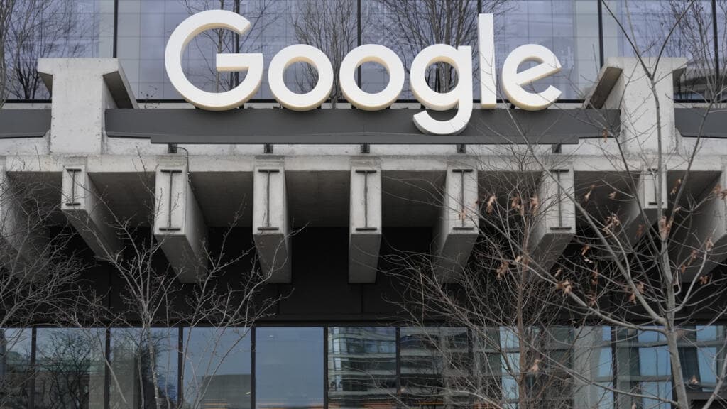 IA : Google poursuivi aux États-Unis par des maisons d'édition pour violation des droits d'auteur