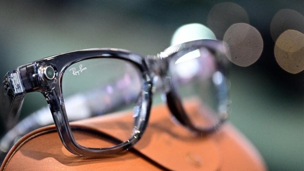 Les usages "pervers" des lunettes connectées alimentent la colère en Europe