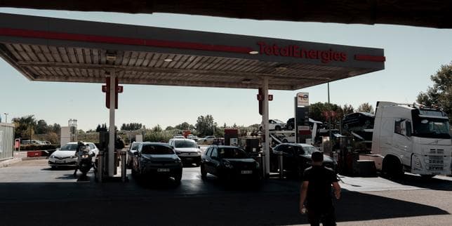 Carburants : le gouvernement réunit les distributeurs lundi et espère une baisse des prix « début novembre »