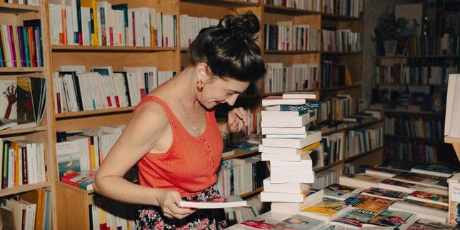 La lutte des librairies indépendantes pour la bibliodiversité : « Ici, on ne vend pas des petits pois, mais de l’affect, de l’évasion, les ingrédients d’un potentiel engagement »
