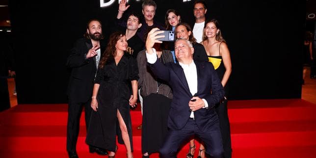 Netflix est devenu le premier financeur privé de la production française en 2025 et devrait dépasser France Télévisions en 2030, selon l’Arcom