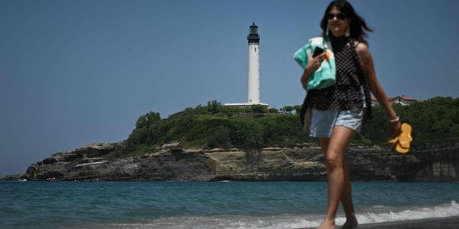 A Biarritz, l’effondrement d’une falaise, reflet de l’érosion de la côte basque